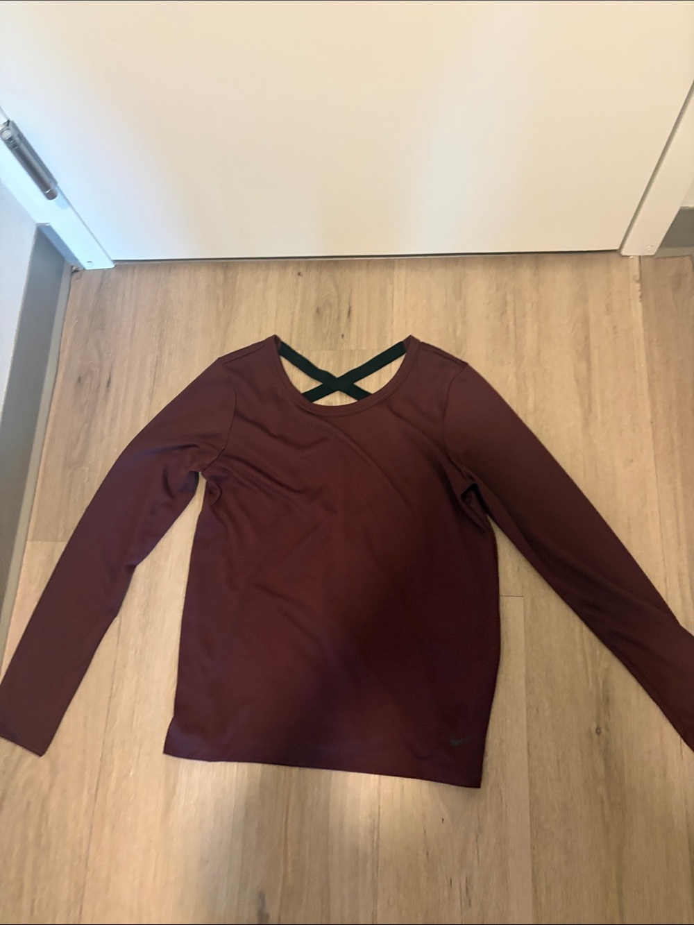 Nike Women's Small Long Sleeve Crew Top - Maroon - Picture 6 of 7